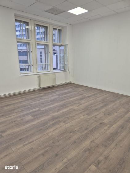 Spațiu comercial, de 27 mp, în Ultracentral