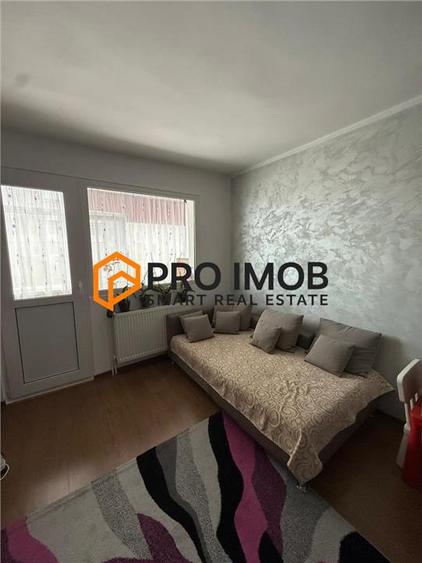 Apartament cu 2 camere decomandat, mobilat în Micro 5
