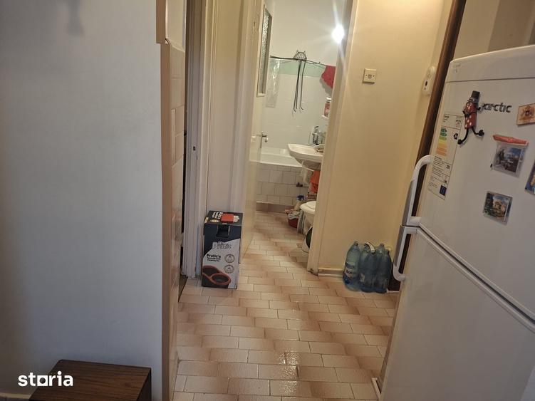 Apartament cu 2 camere decomandat în Vest