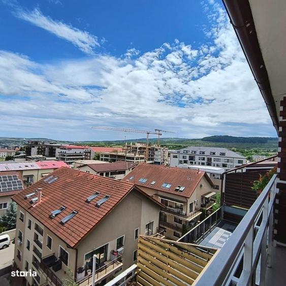 Apartament cu 4 camere în Bună Ziua