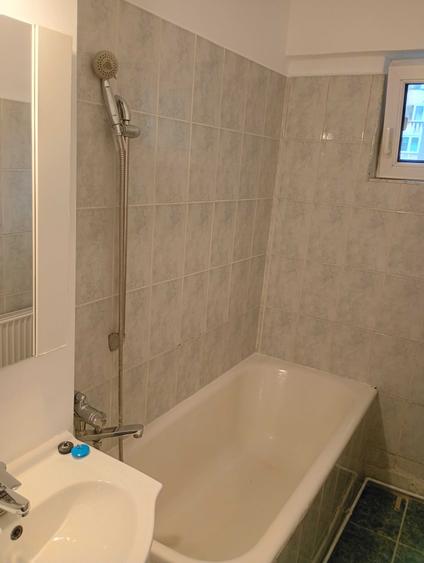 Apartament cu 2 camere decomandat în Griviței