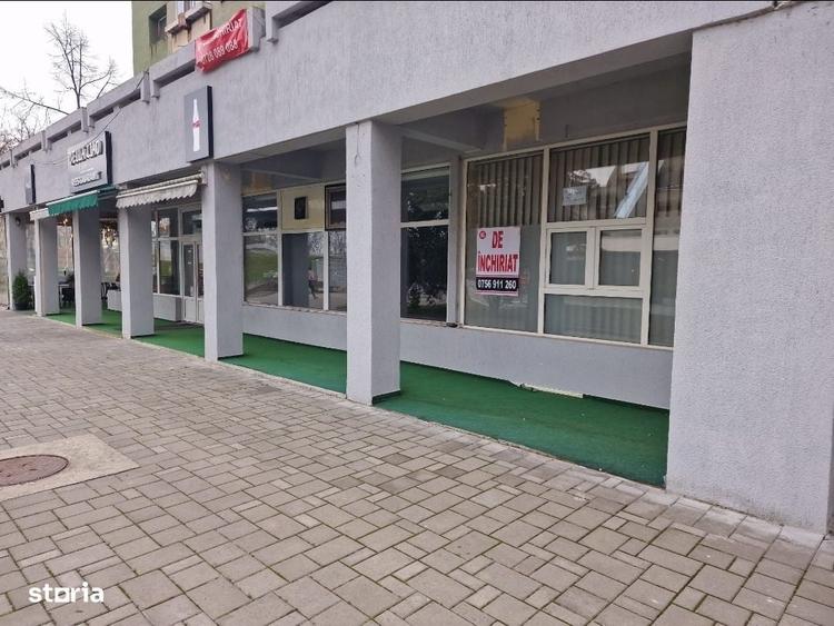 Spațiu comercial, de 342 mp, în Central