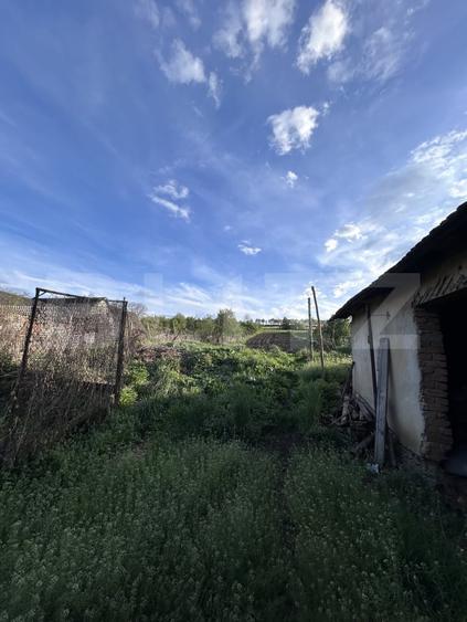 Casă individuală cu 4 camere cu Canalizare în Periferie