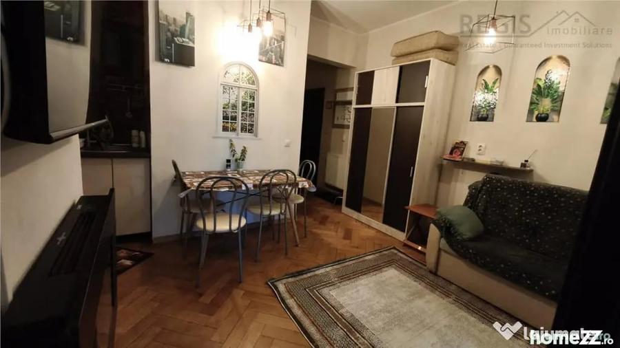 Investitie la cheie in zona centrala! 2 apartamente la casa, - 15