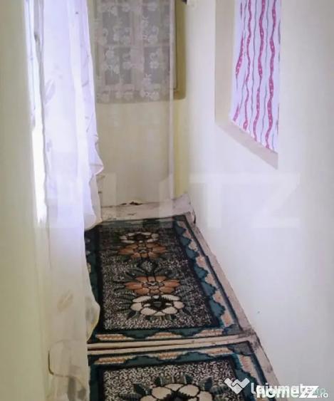 Casă cu 4 camere cu Teren 5450 Mp în Central