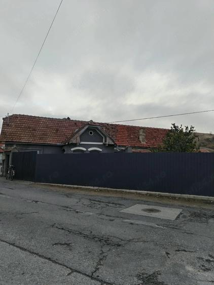 Casă cu 2 camere cu Teren 1016 Mp în Șeica Mare
