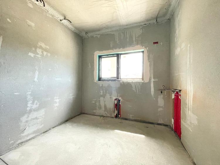 Duplex cu 3 camere cu Canalizare în Moșnița Nouă