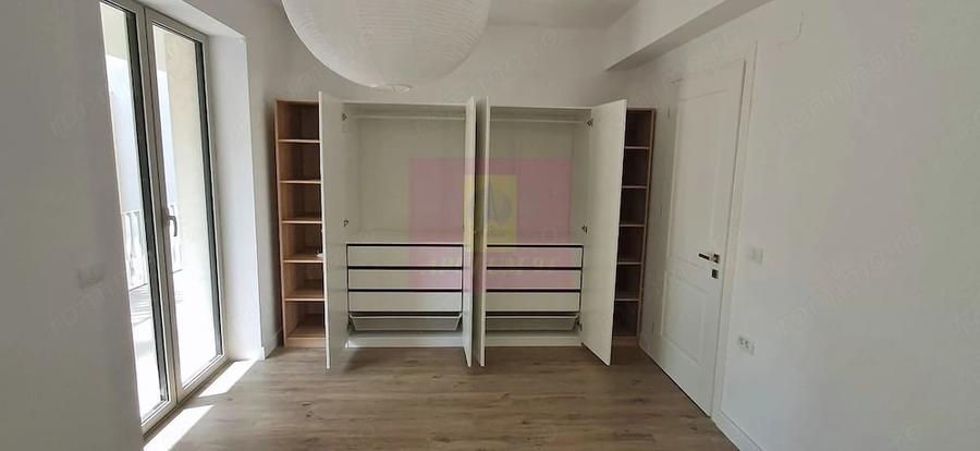 Apartament cu 4 camere decomandat în Armeneasca