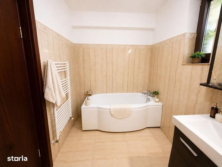 Casă cu 3 camere în Central