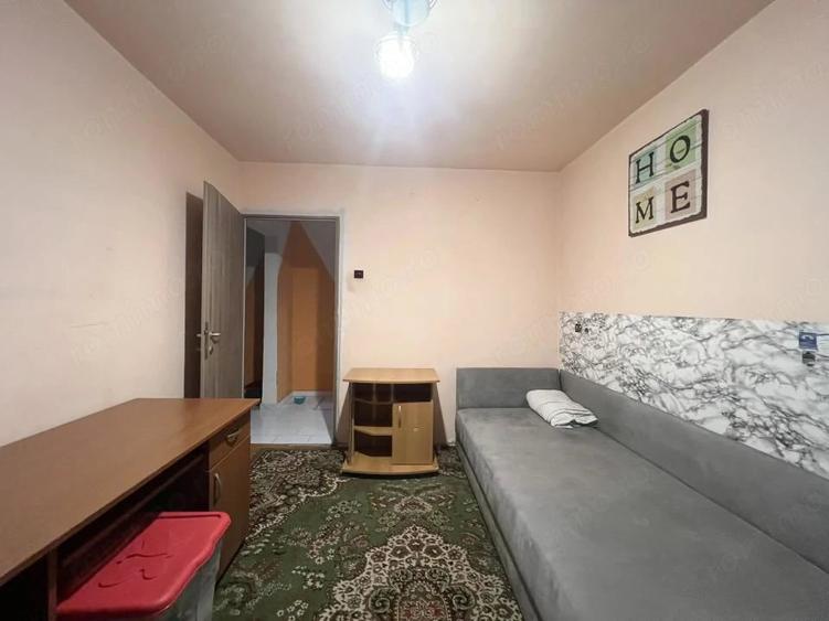 Apartament cu 3 camere decomandat în Lunei