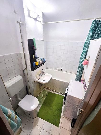Apartament cu 2 camere decomandat în Micro 16