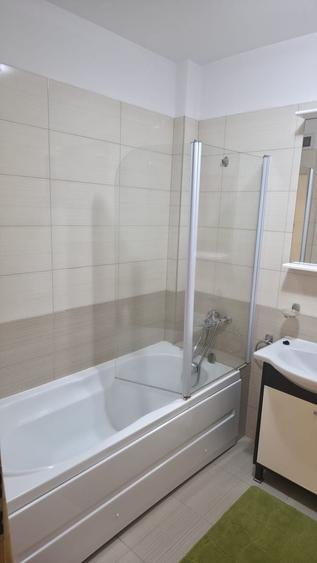 Garsonieră decomandată, mobilată în Borhanci