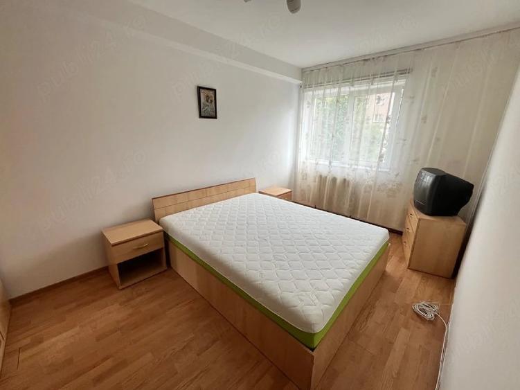 Apartament cu 2 camere semidecomandat în Gojdu