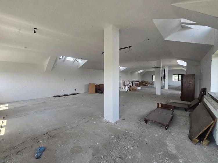 Casă cu 6 camere cu Teren 500 Mp în Cernica
