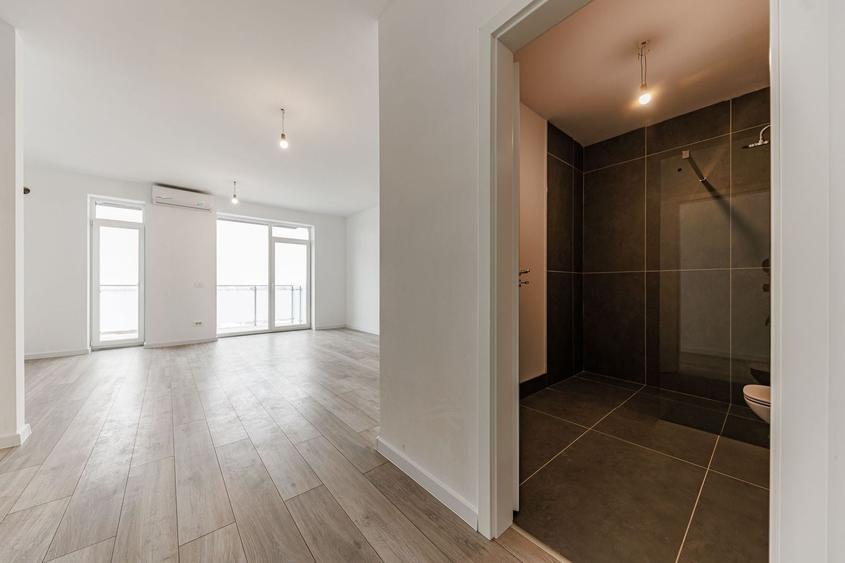 Apartament cu 2 camere decomandat în Take Ionescu