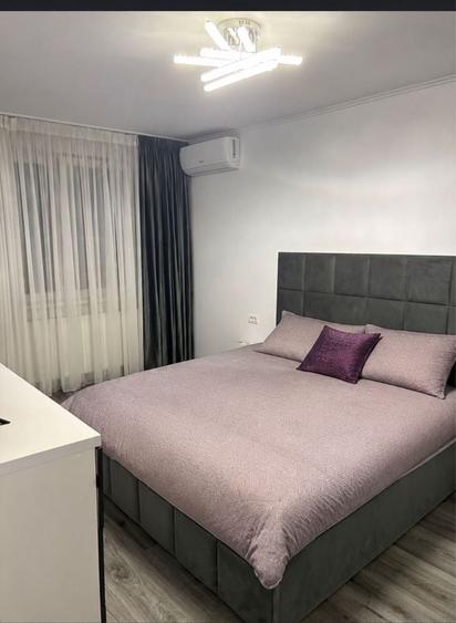 Vand apartament 2 camere confort 1 decomandat sector 5 - 5