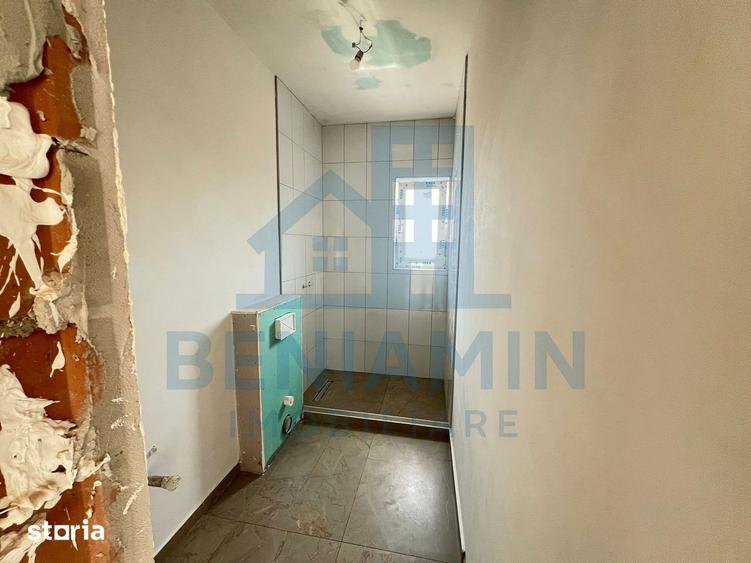 Casă cu 5 camere cu Teren 600 Mp în Sânpetru
