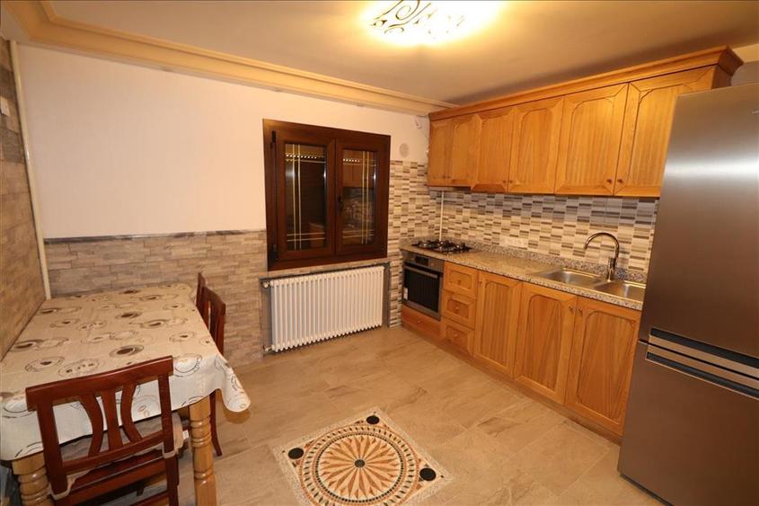 Apartament 3 camere, etaj 1, Supermaket Lidl - super lux - - 4