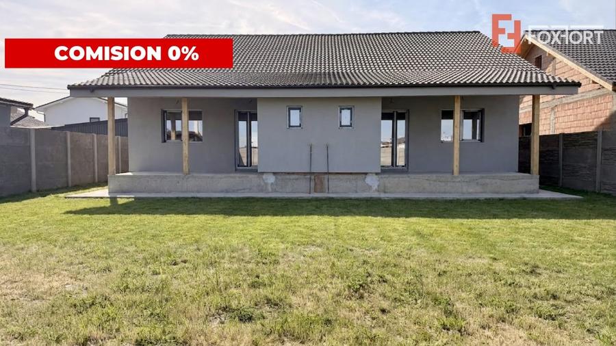 Duplex cu 3 camere cu Canalizare în Moșnița Veche