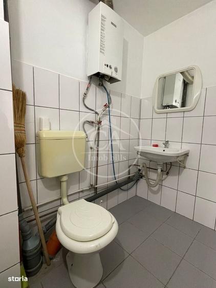 Casa de vanzare cu 8 camere de tip P+E+M in zona Rogerius, Oradea - 14