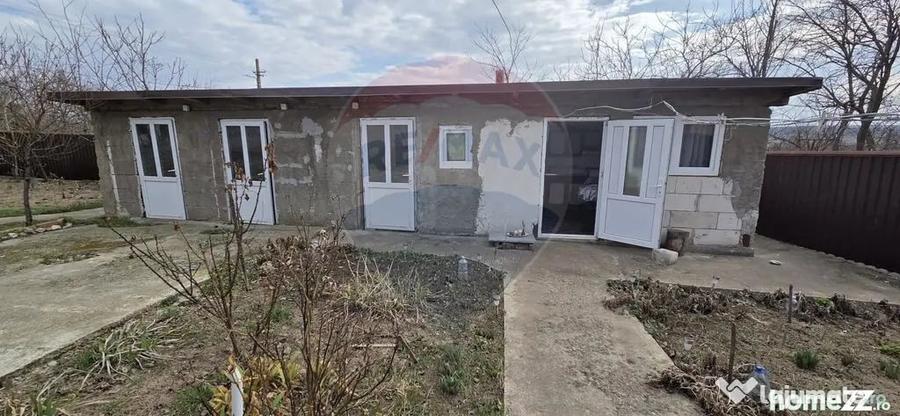 Casă cu 4 camere cu Teren 614 Mp în Stânca (Ștefănești)