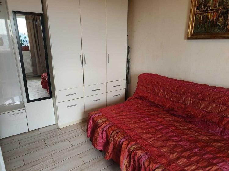 Garsonieră semidecomandată în Titan