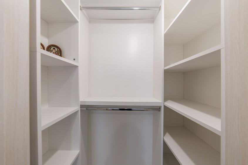 Apartament cu 3 camere decomandat, mobilat în Găvana