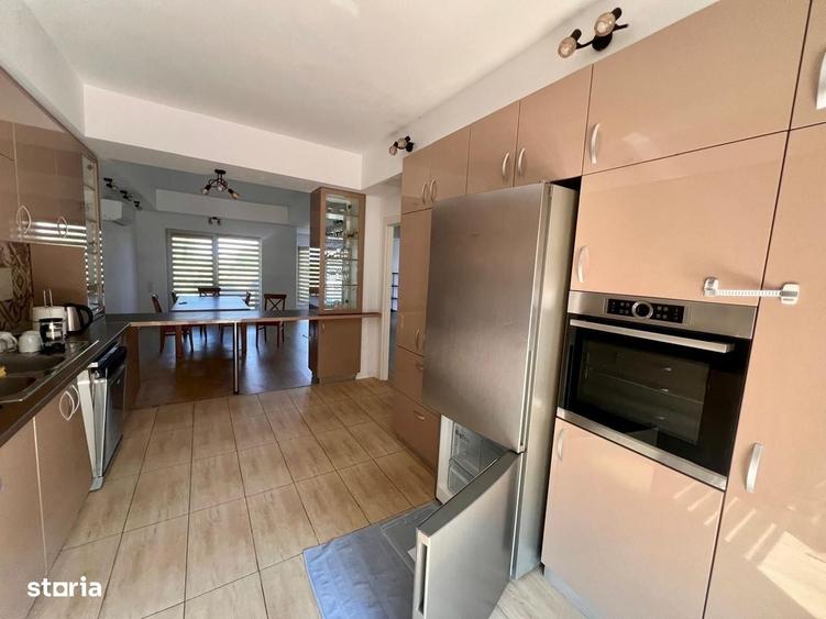 Casă cu 4 camere în Glina