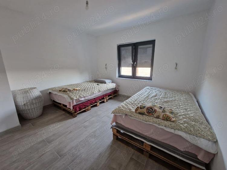 Casă cu 3 camere cu Teren 1100 Mp în Macea