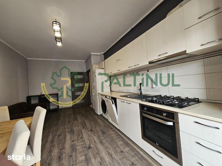Apartament cu 3 camere decomandat în Turnișor