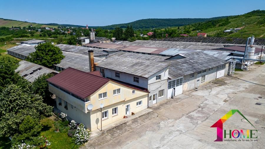 Spațiu industrial, de 100,000 mp, în Buhoci
