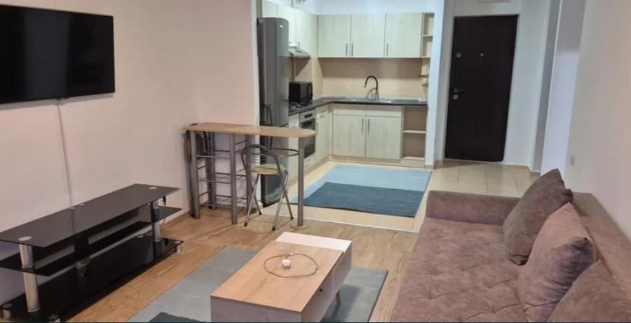 Apartament cu 2 camere semidecomandat, mobilat în Tătărași