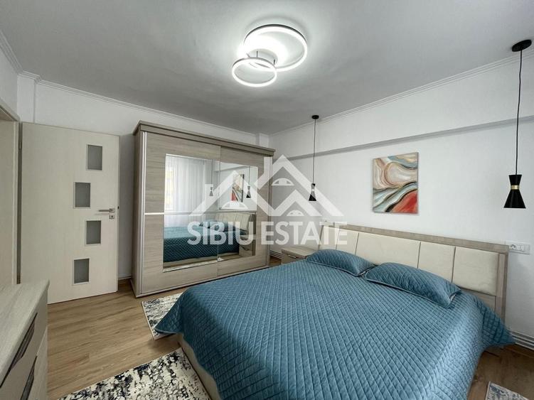 Apartament cu 2 camere decomandat în Calea Dumbrăvii