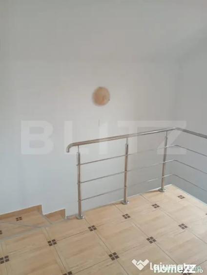 Casă cu 4 camere cu Teren 350 Mp în Central