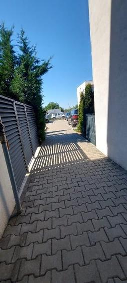 Apartament cu 2 camere decomandat în Torontalului