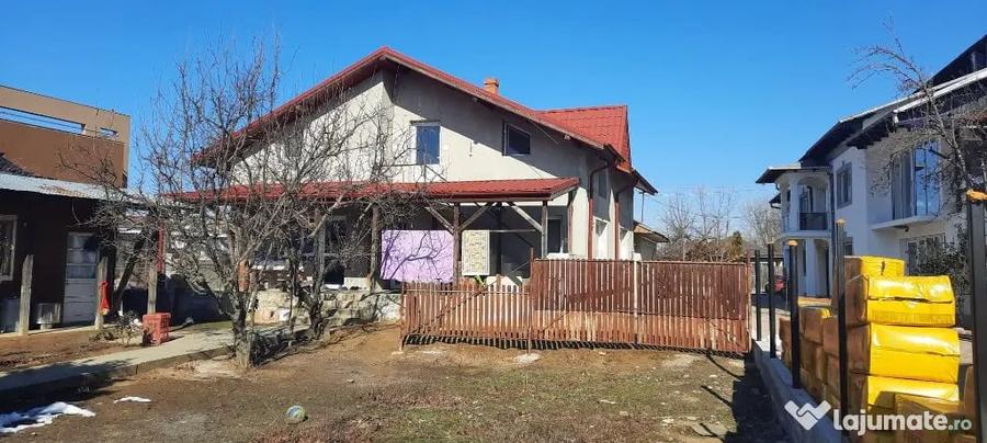 Casă cu 4 camere cu Teren 5000 Mp în Suseni