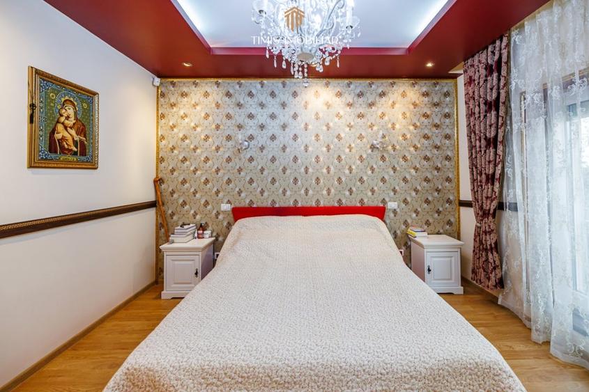 Casă individuală cu 6 camere cu Canalizare în Giroc