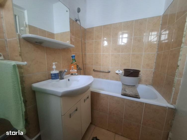 Apartament cu 2 camere decomandat în George Enescu