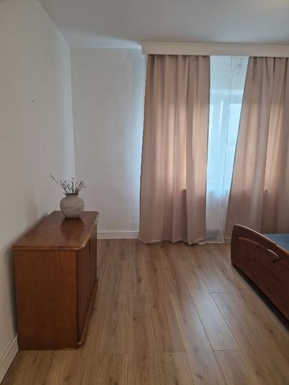 Apartament cu 2 camere decomandat, mobilat în Brâncoveanu