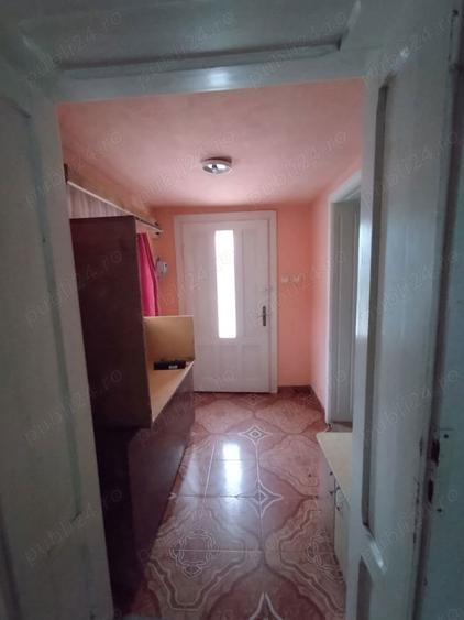 Casă cu 3 camere cu Teren 600 Mp în Central