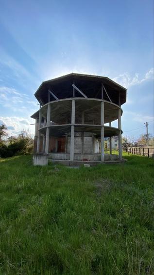 Casă cu 4 camere în Central