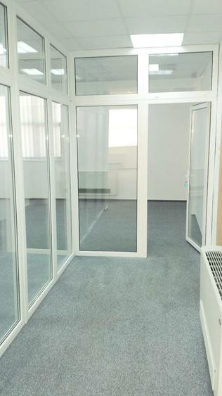 Birou, de 1,312 mp, în P-ta Presei Libere