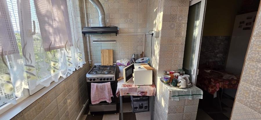 Apartament cu 3 camere decomandat, mobilat în Km 4-5