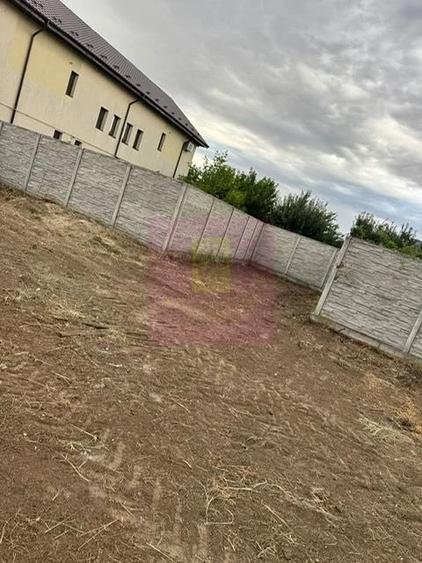 Teren de 606 mp, în Clinceni