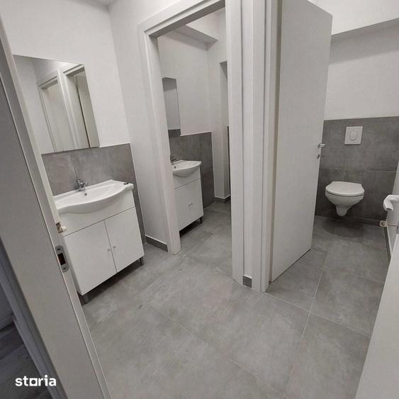 Spațiu comercial, de 415 mp, în Central