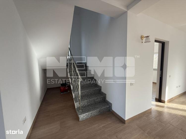 Casă cu 4 camere în Central