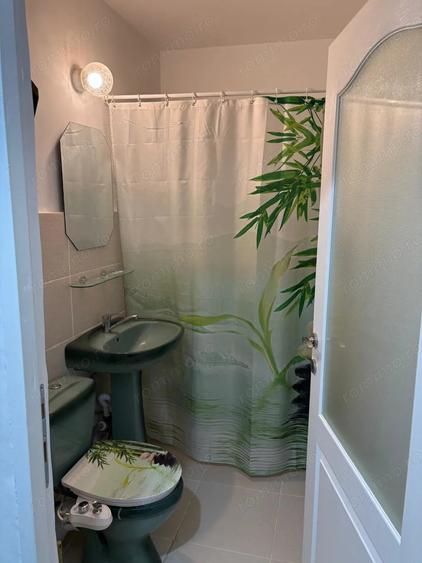 Apartament cu 2 camere semidecomandat în Petros