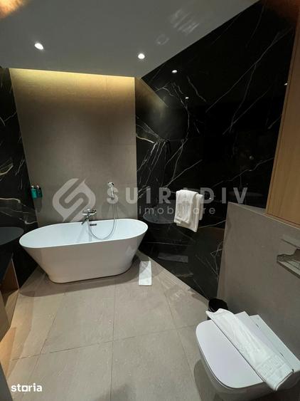 Apartament cu 4 camere în Central
