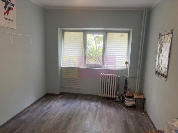 Apartament cu 3 camere decomandat, mobilat în Pantelimon