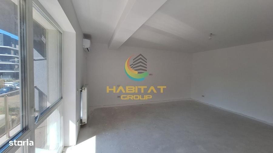 Apartament cu 4 camere semidecomandat în Central